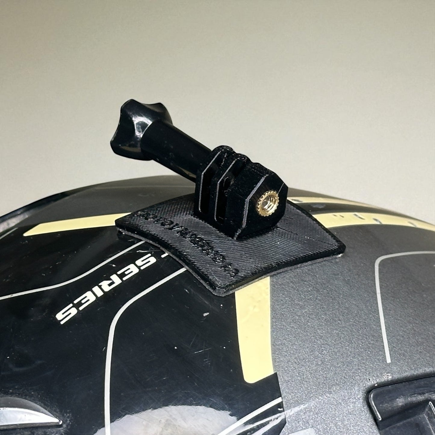 Motovibeindia Flexible Helmet Mount β Lightweight, Universal Action Camera Holder for GoPro, DJI, Insta360 - MotoVibeIndia