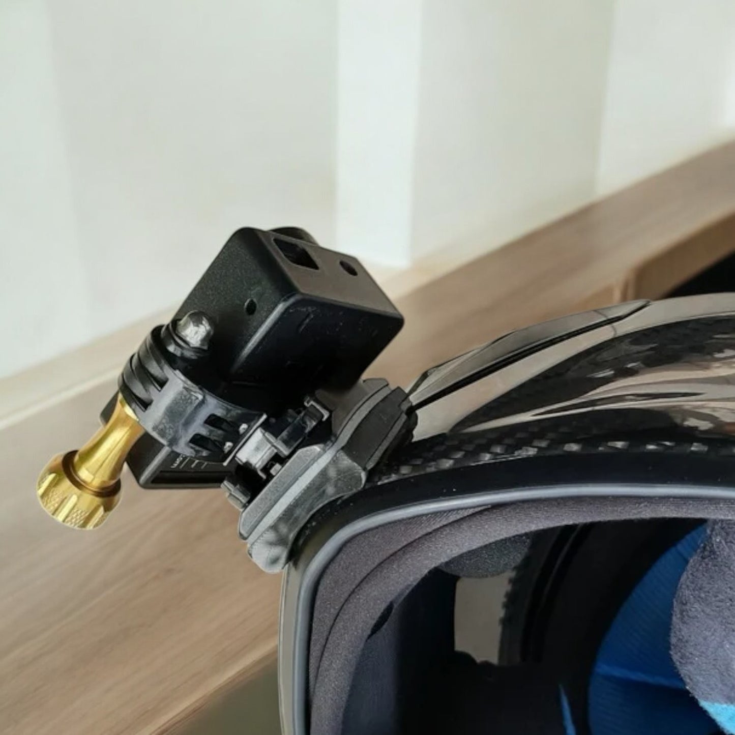 Shark Spartan - CHIN MOUNT - MotoVibeIndia